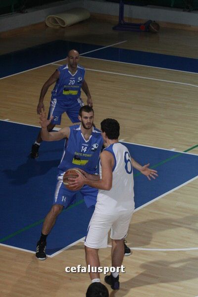 111218 sport 225_tn.jpg